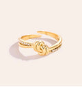 Knot zirkonia ring
