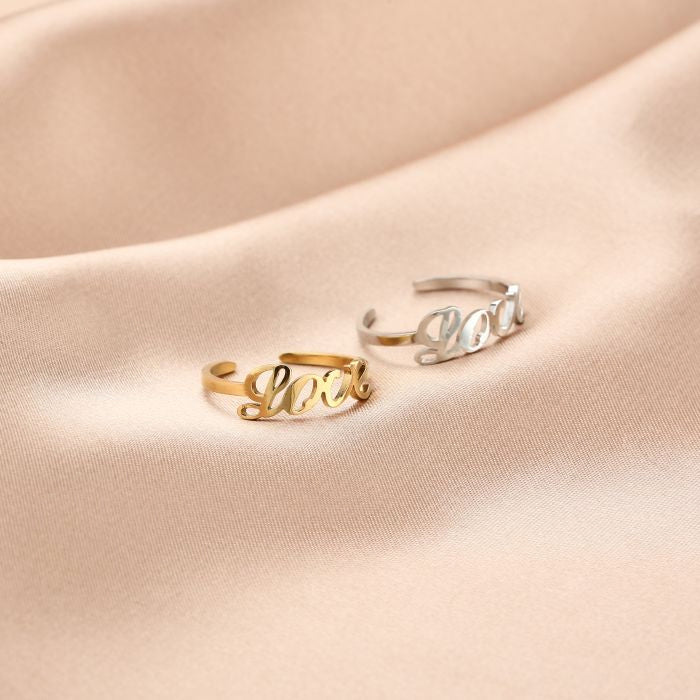 Ring vintage love