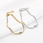 Armband met knoopje