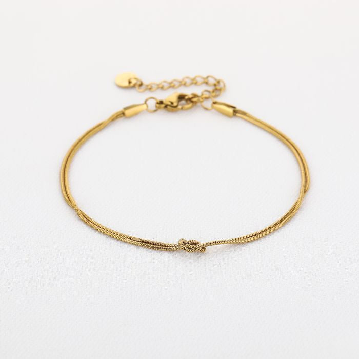 Armband met knoopje